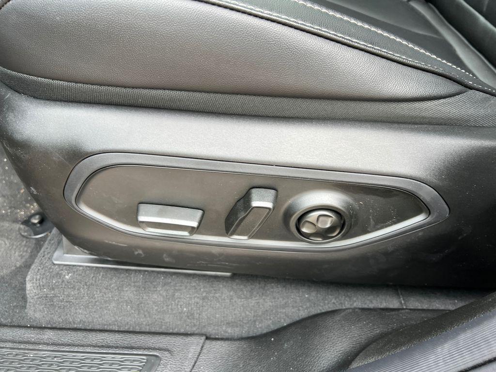 new 2025 Jeep Grand Cherokee car, priced at $46,808