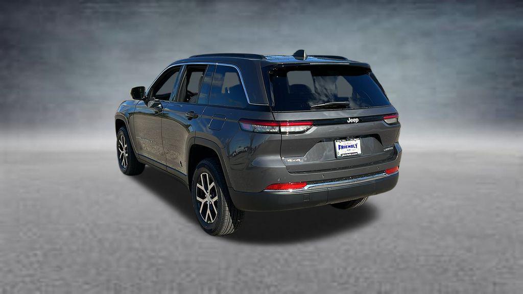 new 2025 Jeep Grand Cherokee car, priced at $43,124