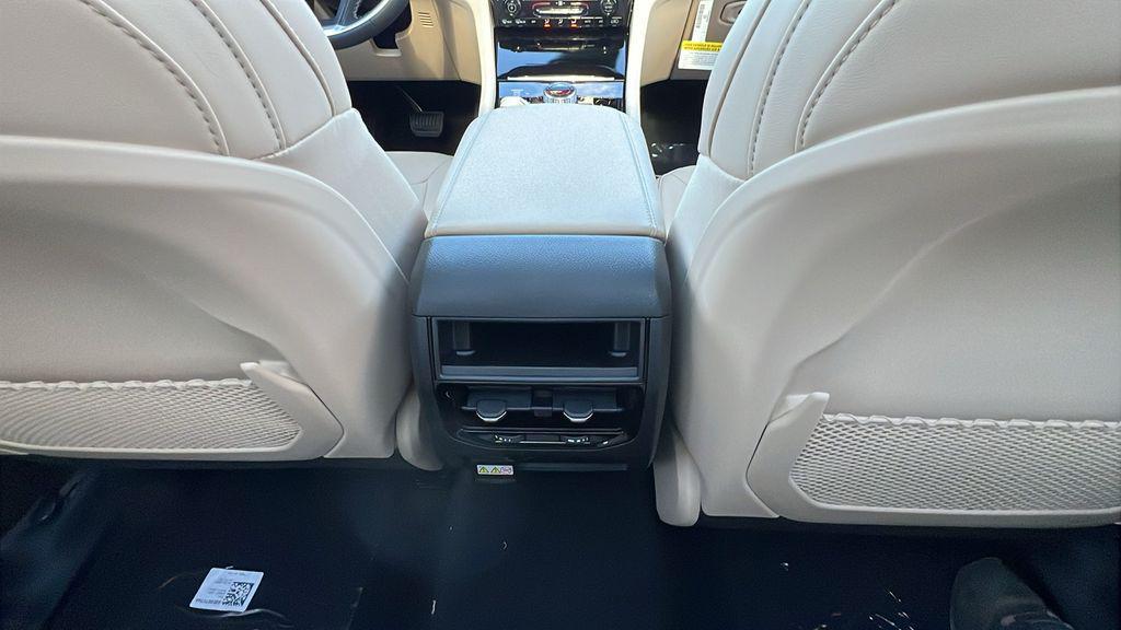 new 2025 Jeep Grand Cherokee car, priced at $43,124