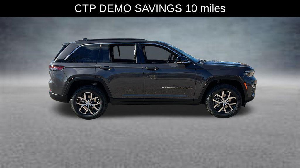 new 2025 Jeep Grand Cherokee car, priced at $43,124