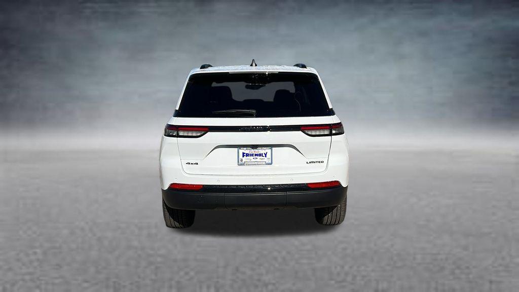 new 2025 Jeep Grand Cherokee car, priced at $47,446