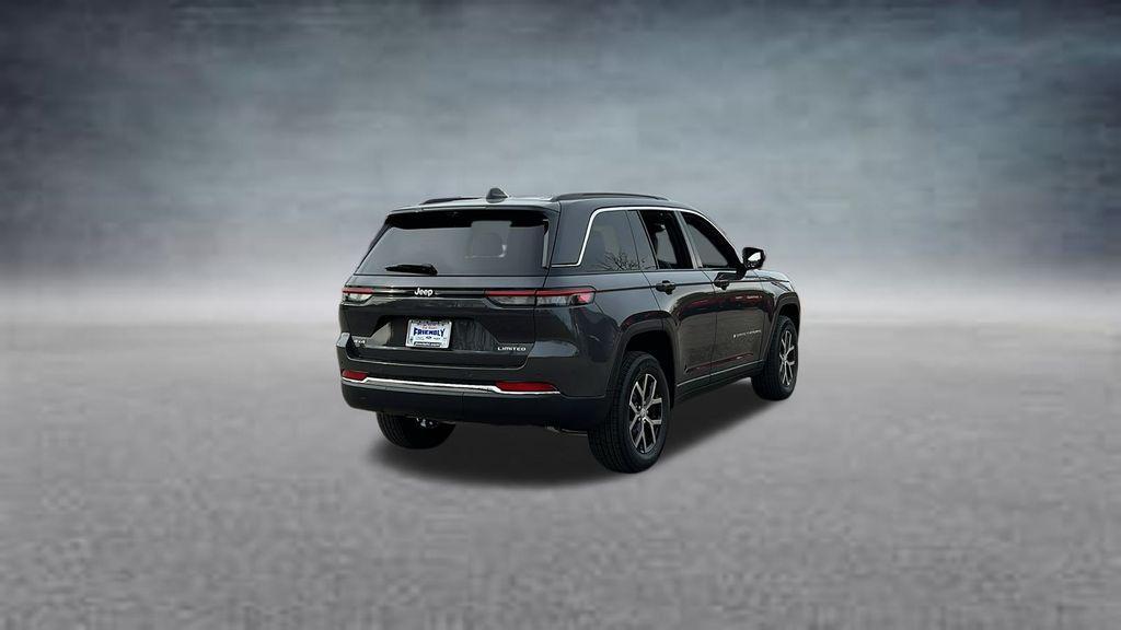new 2025 Jeep Grand Cherokee car, priced at $43,625