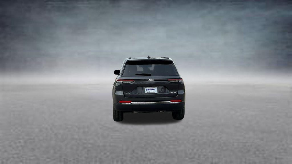 new 2025 Jeep Grand Cherokee car, priced at $43,625