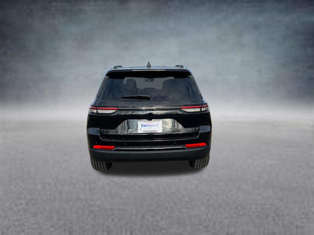 new 2025 Jeep Grand Cherokee car, priced at $46,808