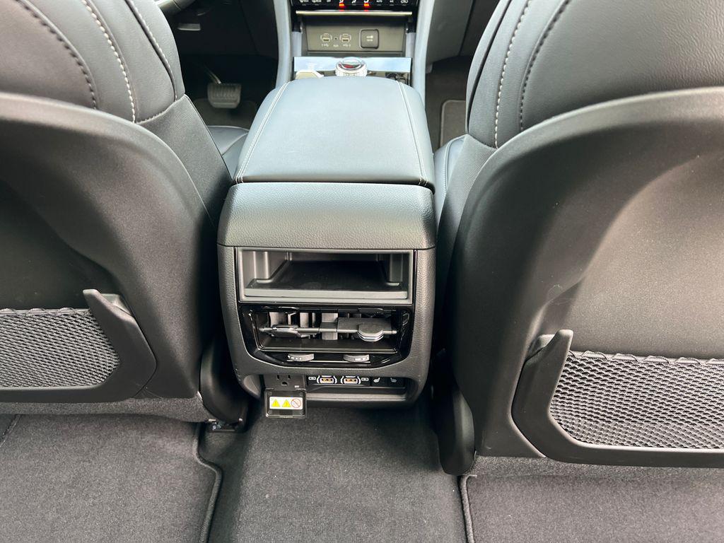 new 2025 Jeep Grand Cherokee car, priced at $46,808