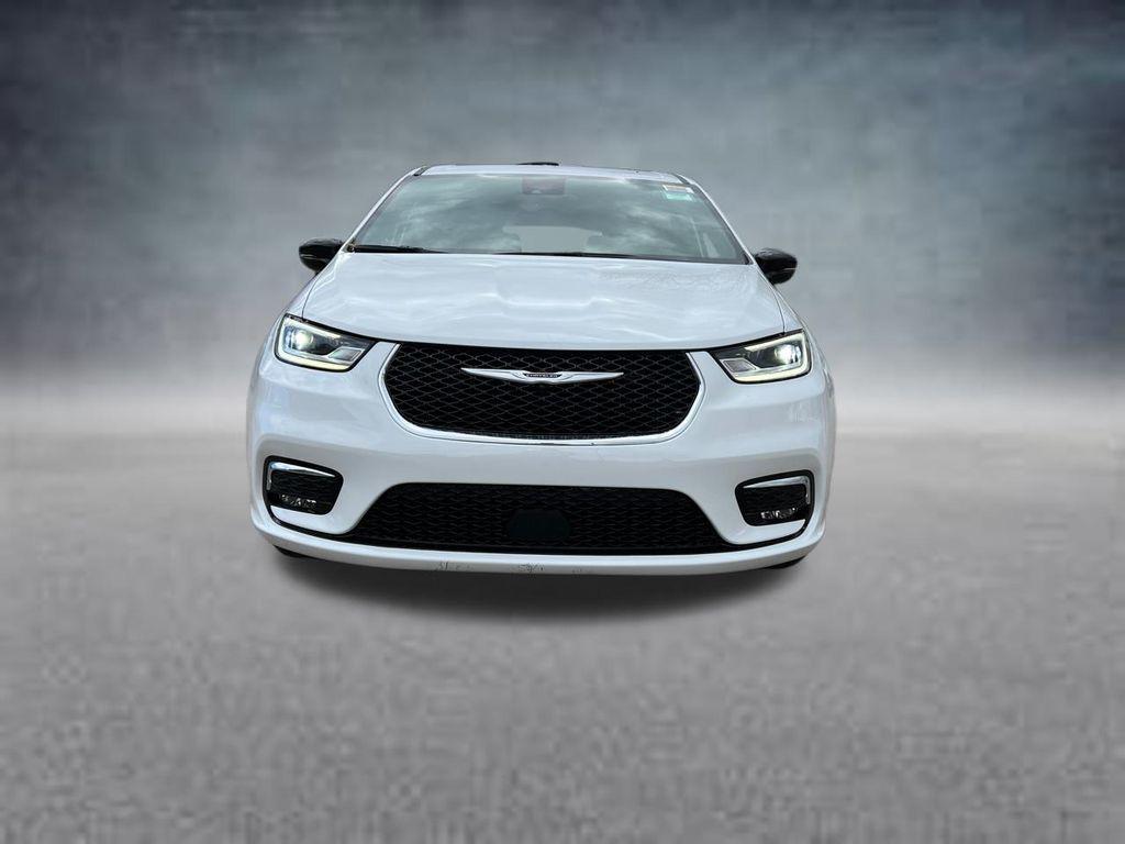 new 2026 Chrysler Pacifica car, priced at $38,264