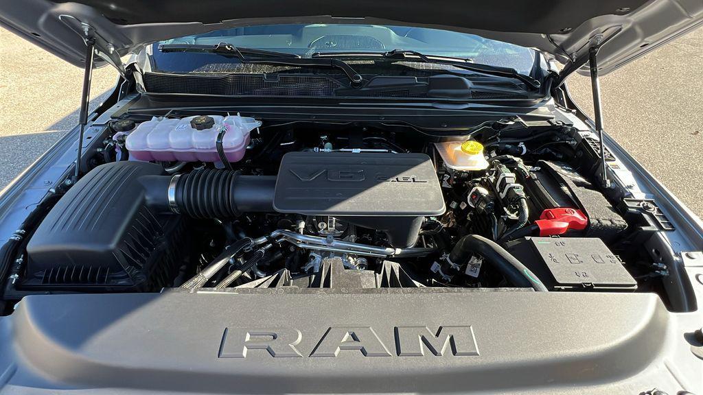 new 2025 Ram 1500 car, priced at $43,291