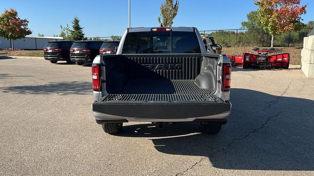 new 2025 Ram 1500 car, priced at $43,291