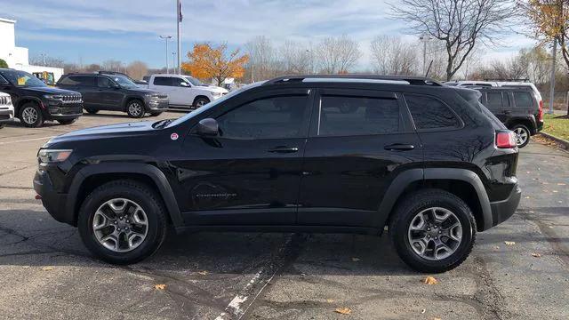 used 2019 Jeep Cherokee car, priced at $16,369