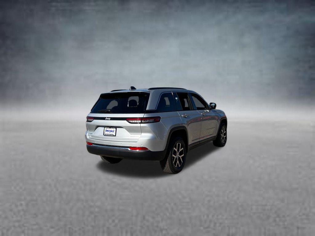 new 2025 Jeep Grand Cherokee car, priced at $40,974