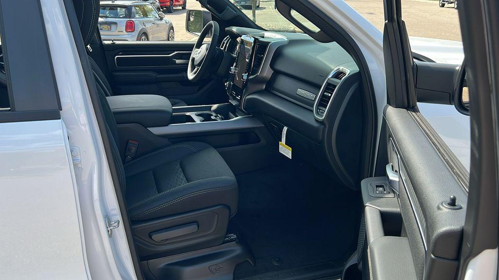 new 2025 Ram 1500 car, priced at $43,601