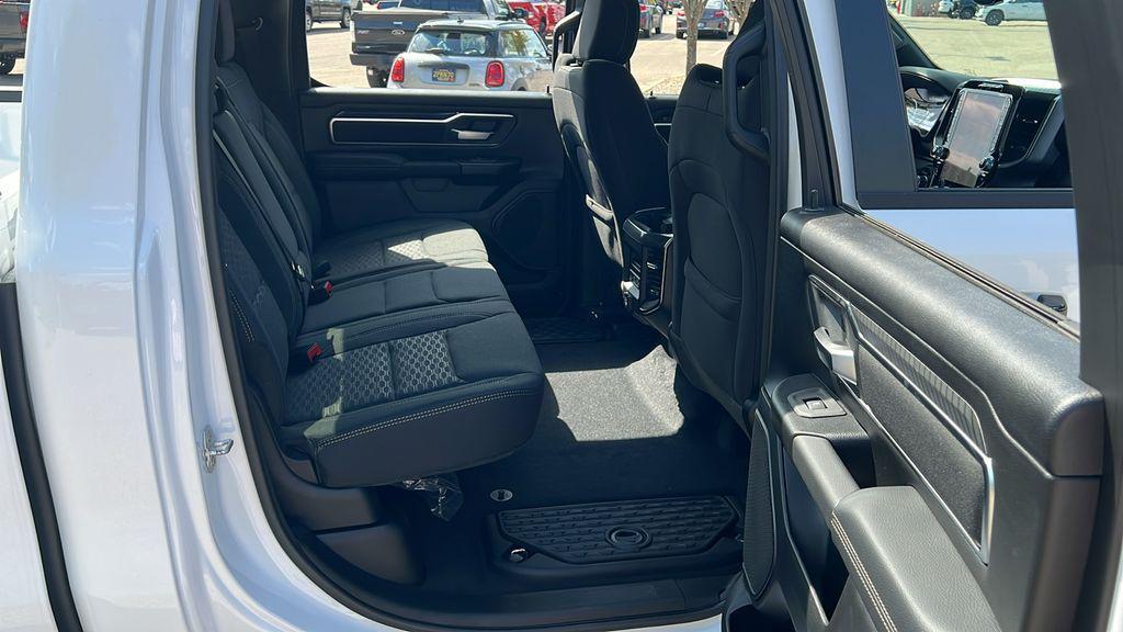 new 2025 Ram 1500 car, priced at $43,601