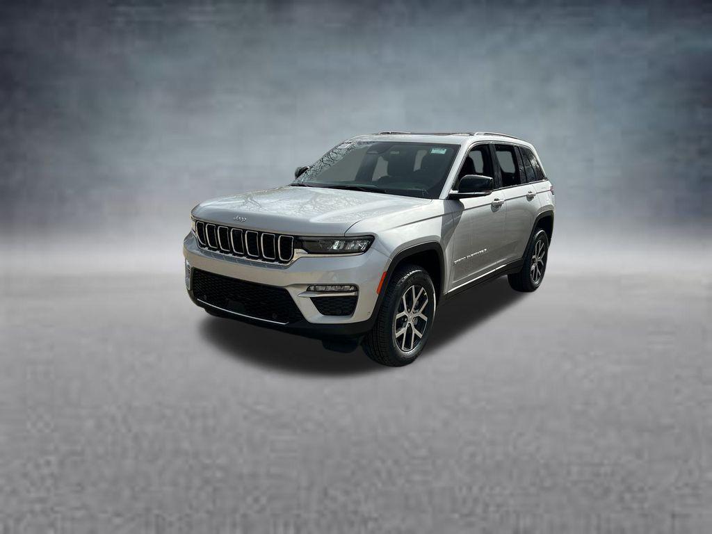 new 2025 Jeep Grand Cherokee car, priced at $45,625