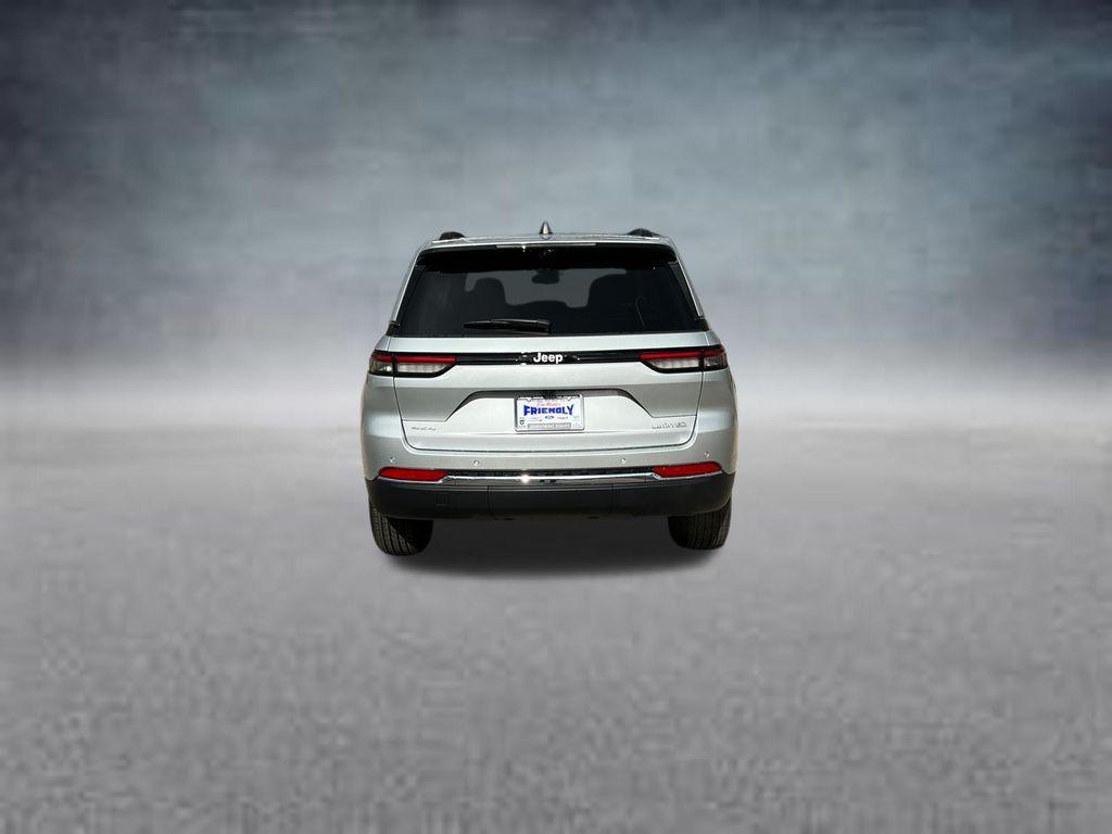 new 2025 Jeep Grand Cherokee car, priced at $45,625