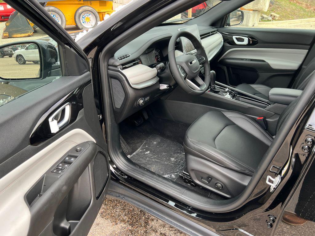 new 2026 Jeep Compass car, priced at $30,906