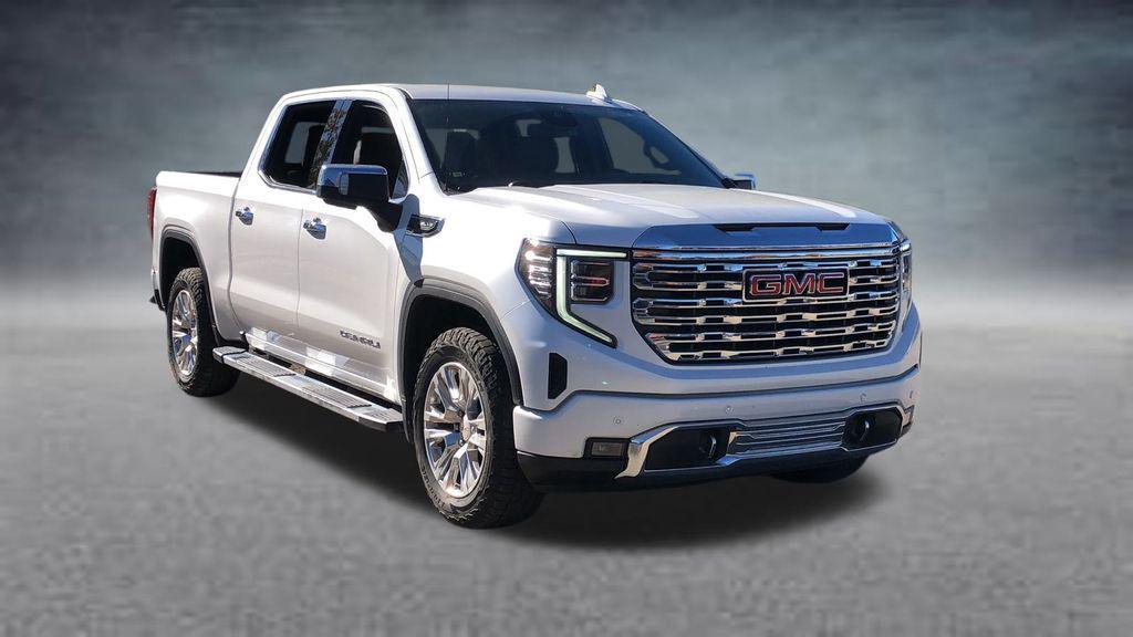 used 2022 GMC Sierra 1500 car, priced at $40,470