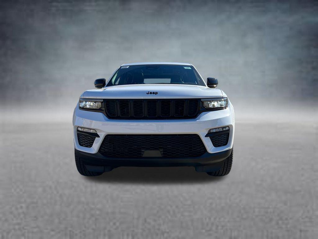 new 2025 Jeep Grand Cherokee car, priced at $44,945