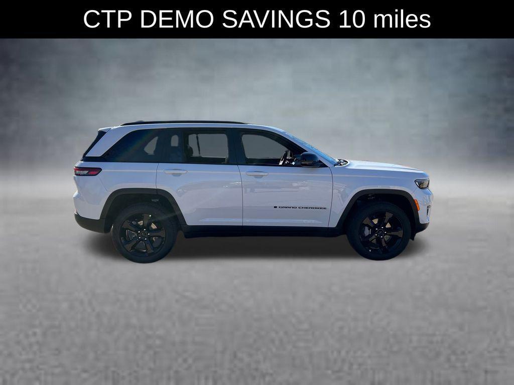 new 2025 Jeep Grand Cherokee car, priced at $44,945