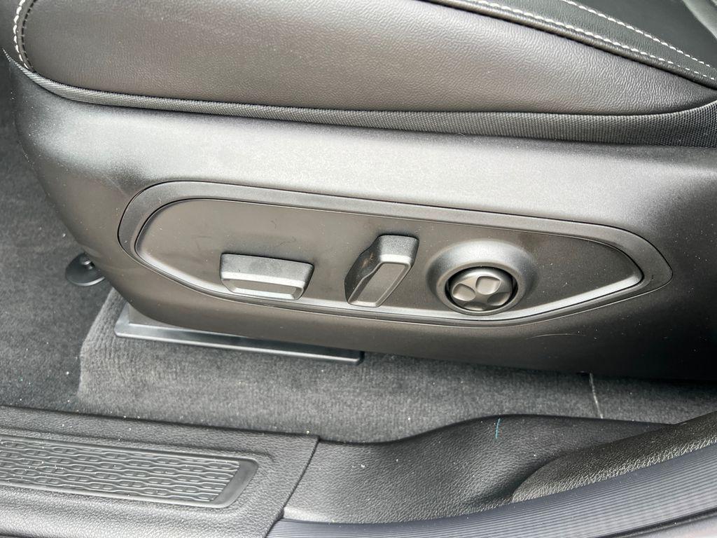 new 2025 Jeep Grand Cherokee L car, priced at $47,996