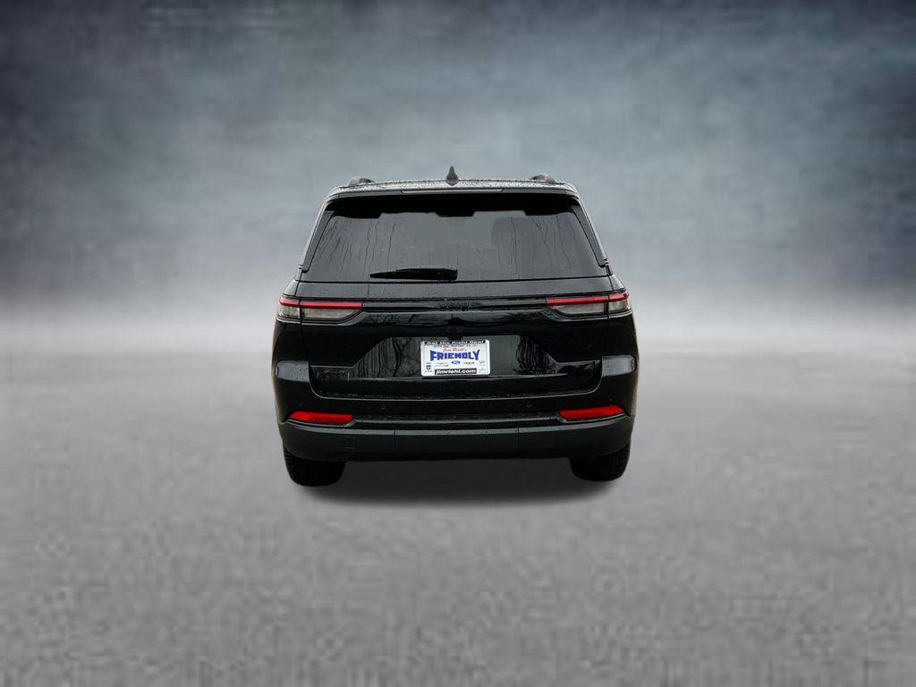 new 2025 Jeep Grand Cherokee car, priced at $46,308