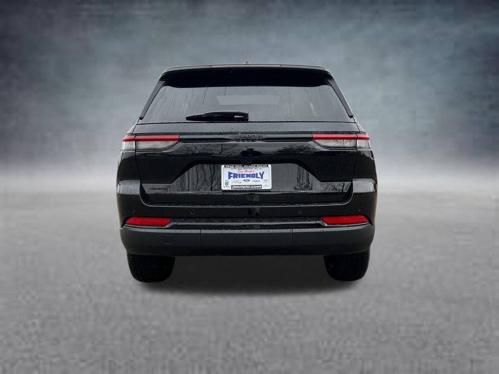 new 2025 Jeep Grand Cherokee car, priced at $46,308