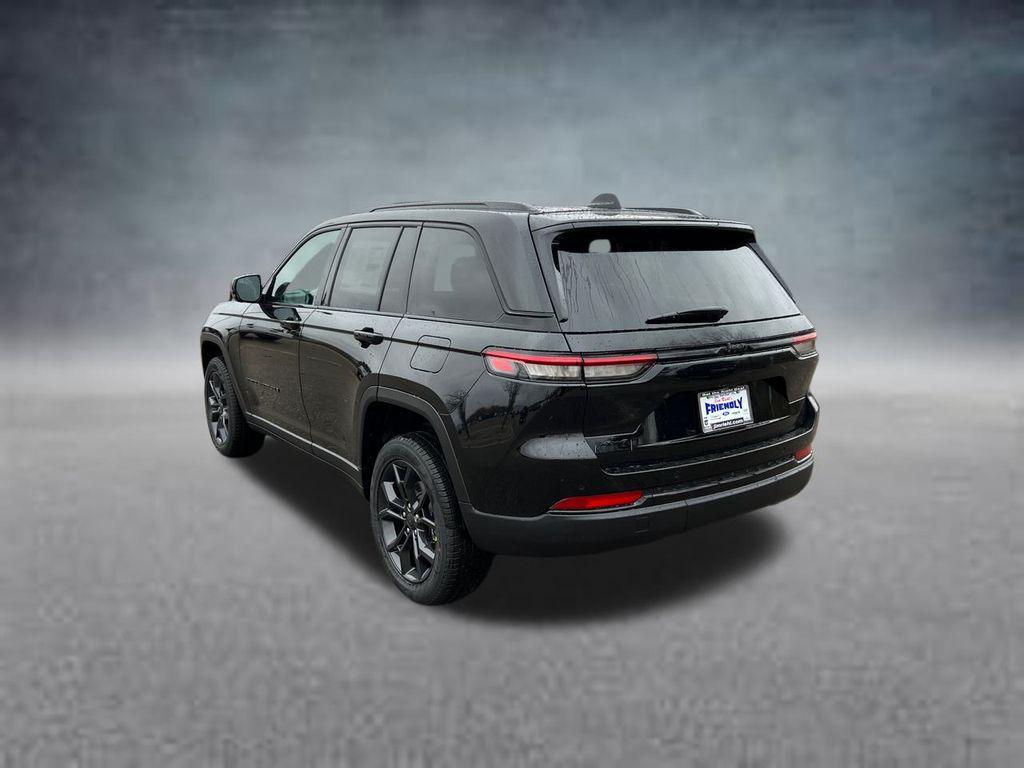 new 2025 Jeep Grand Cherokee car, priced at $46,308
