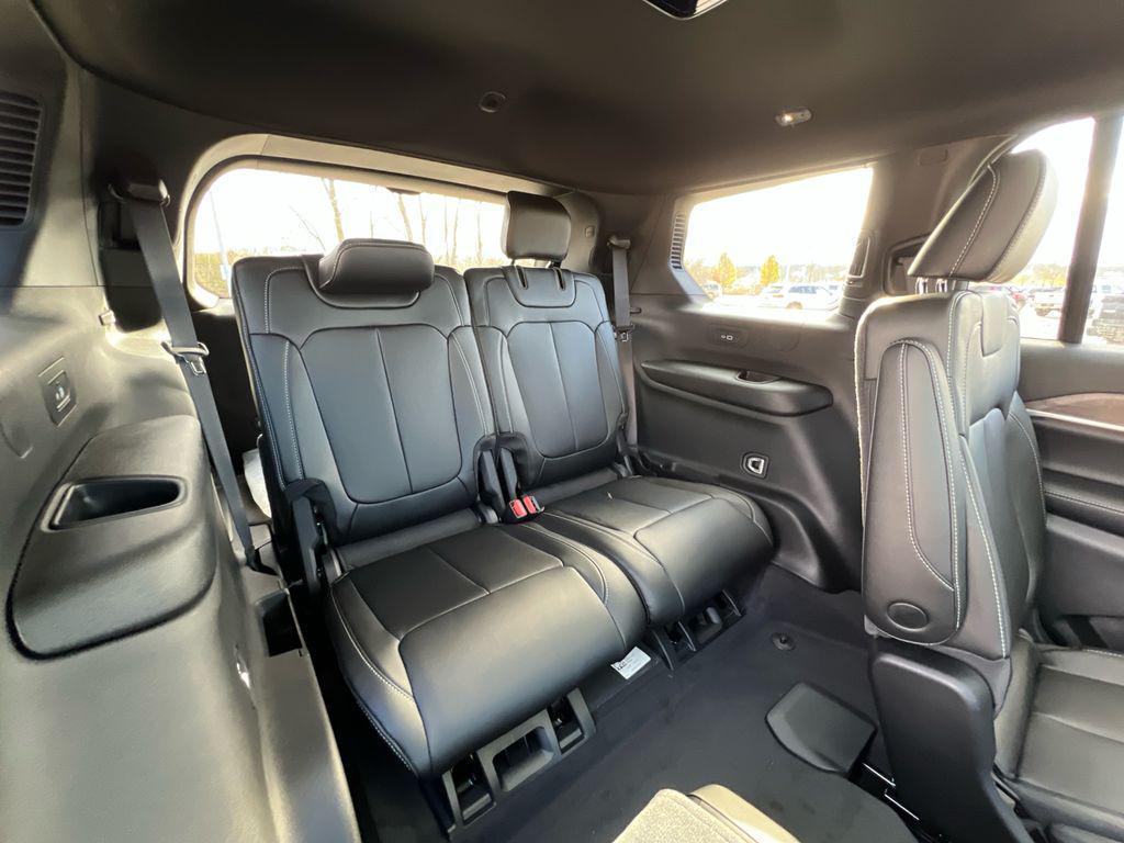 new 2025 Jeep Grand Cherokee L car, priced at $49,357