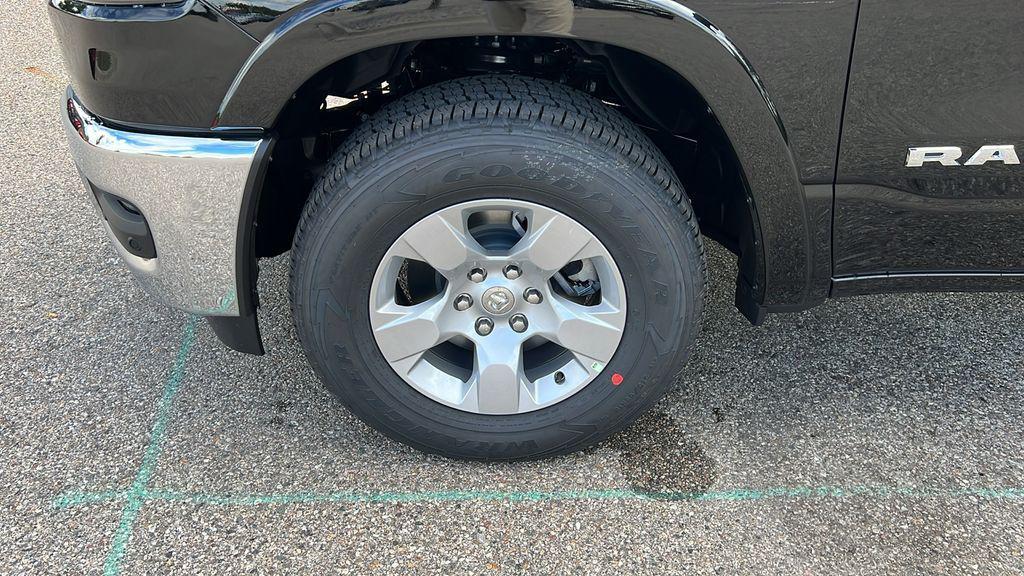 new 2025 Ram 1500 car, priced at $40,721