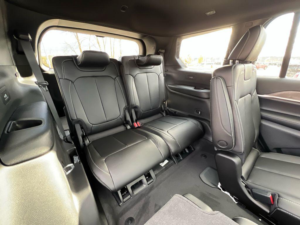 new 2025 Jeep Grand Cherokee L car, priced at $48,505