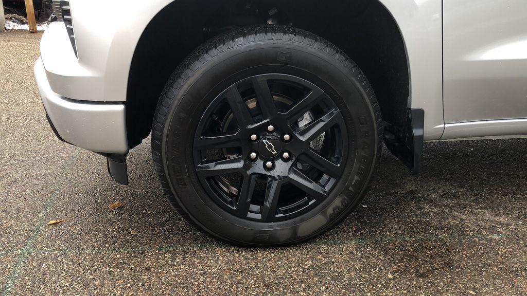 used 2022 Chevrolet Silverado 1500 car, priced at $36,306