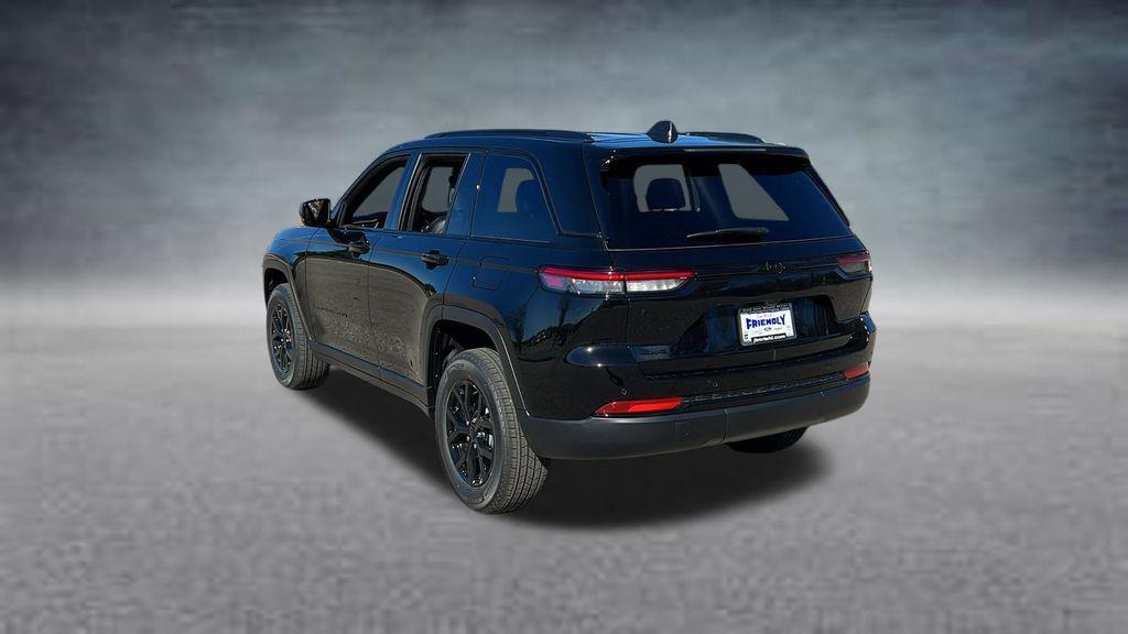 new 2025 Jeep Grand Cherokee car, priced at $39,873