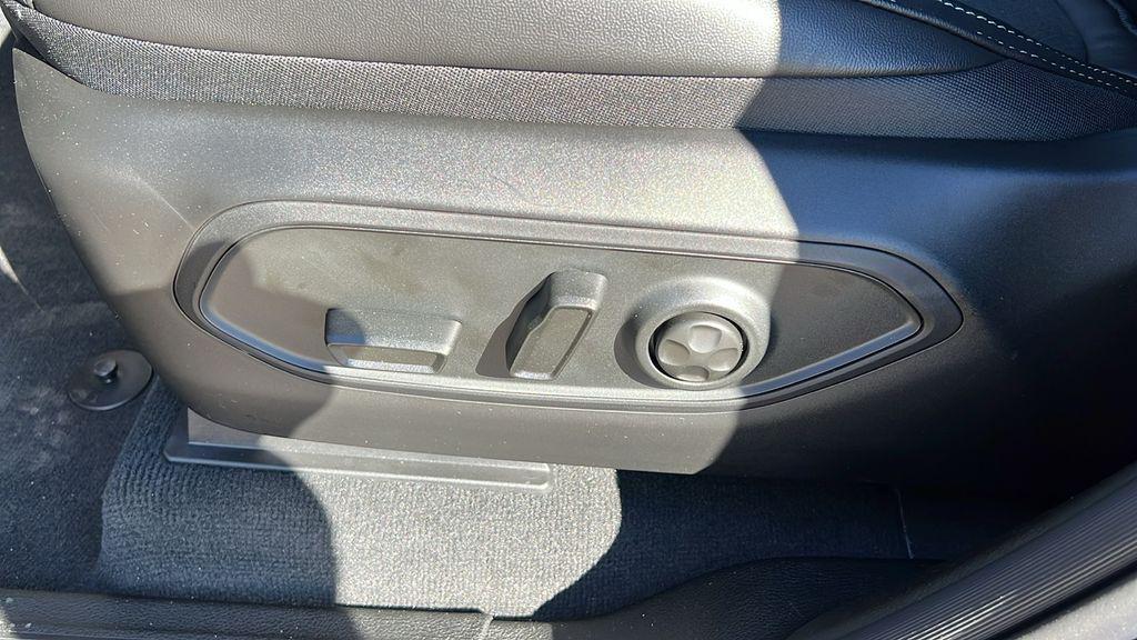 new 2025 Jeep Grand Cherokee car, priced at $39,873