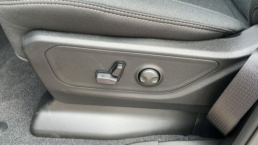 new 2026 Ram 1500 car, priced at $47,577