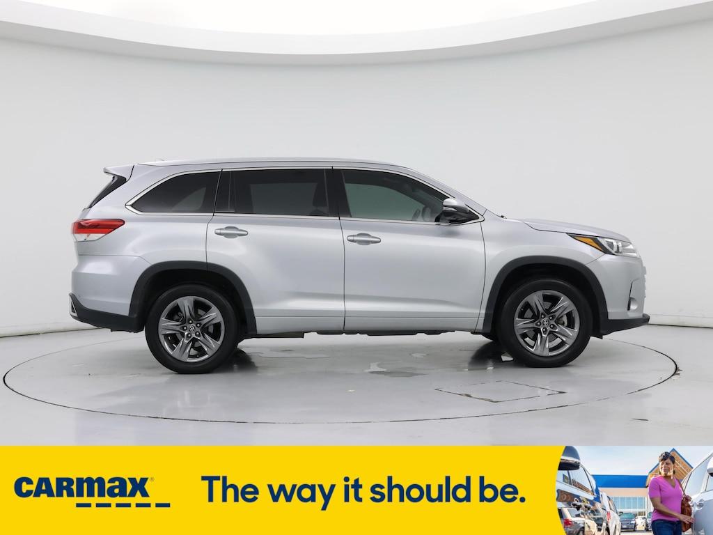 used 2019 Toyota Highlander car, priced at $33,998