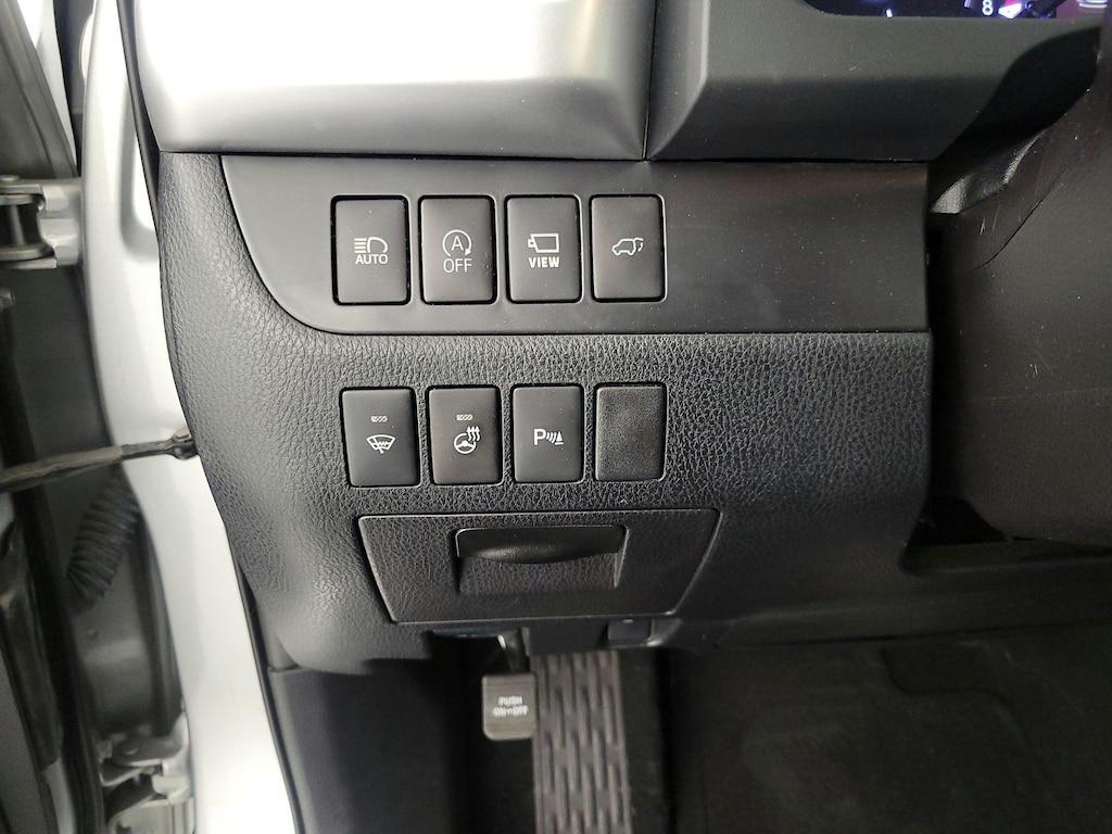 used 2019 Toyota Highlander car, priced at $33,998