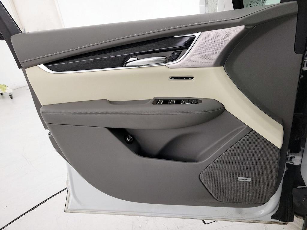 used 2020 Cadillac XT6 car, priced at $30,998