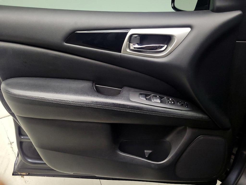 used 2014 Nissan Pathfinder car, priced at $15,998
