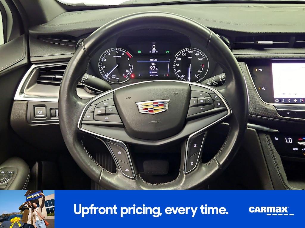 used 2023 Cadillac XT5 car, priced at $26,998