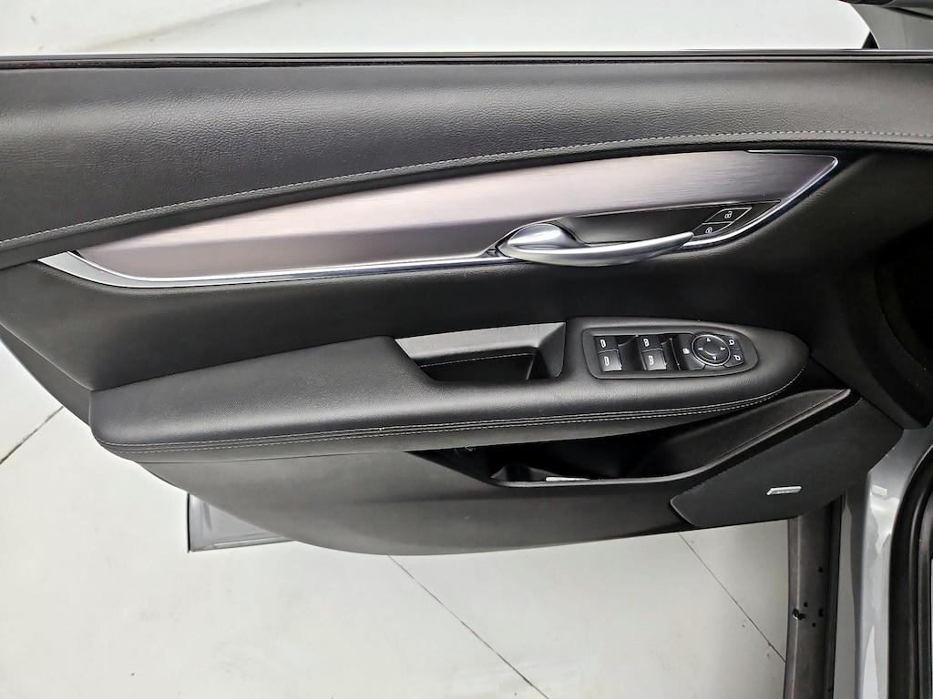 used 2023 Cadillac XT5 car, priced at $26,998
