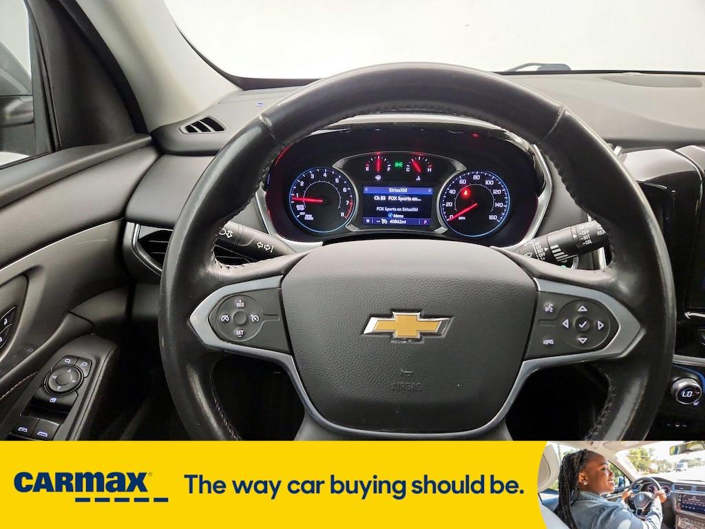 used 2021 Chevrolet Traverse car, priced at $25,998