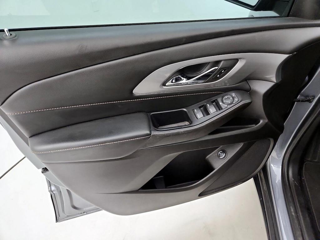 used 2021 Chevrolet Traverse car, priced at $25,998