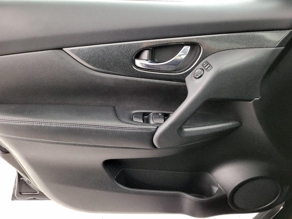 used 2015 Nissan Rogue car, priced at $16,998