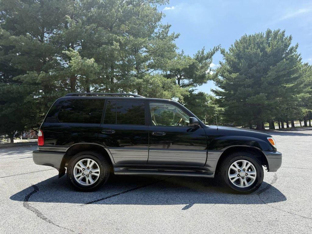 used 2004 Lexus LX 470 car