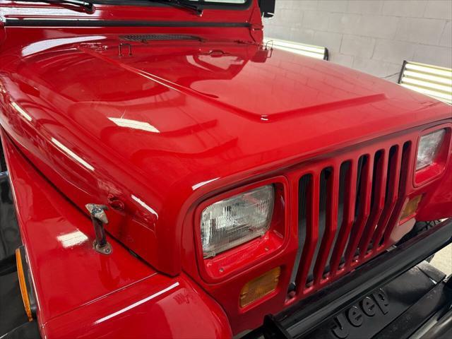 used 1995 Jeep Wrangler car, priced at $10,500