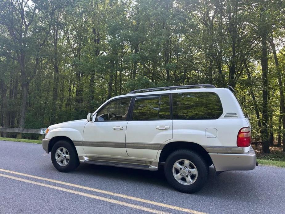 used 2000 Toyota Land Cruiser car