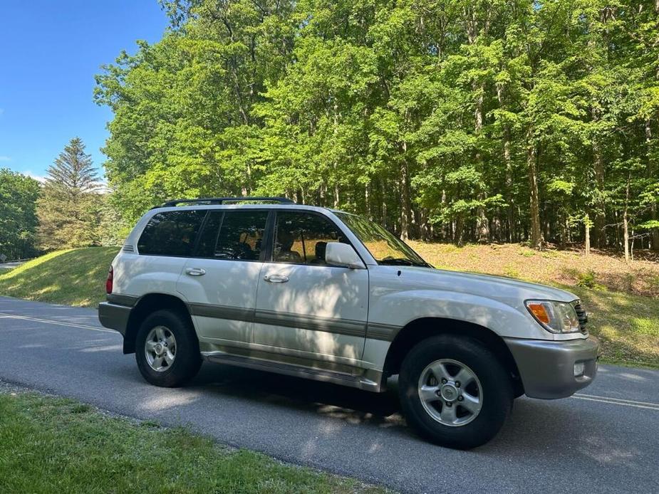 used 2000 Toyota Land Cruiser car