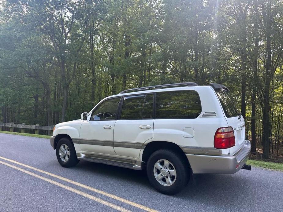 used 2000 Toyota Land Cruiser car