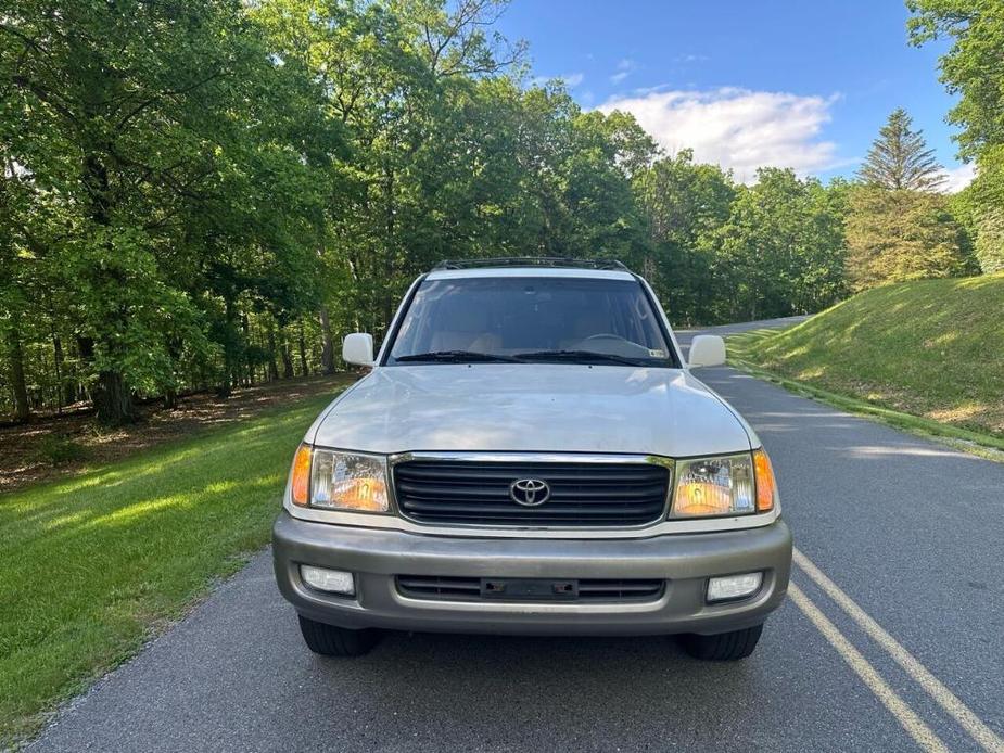 used 2000 Toyota Land Cruiser car