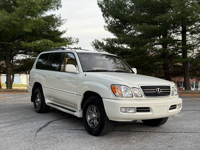 used 2001 Lexus LX 470 car, priced at $16,500