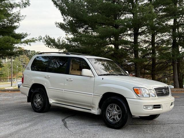 used 2001 Lexus LX 470 car, priced at $16,500